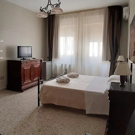 Domus Salentina Bed & Breakfast Leverano Exterior photo